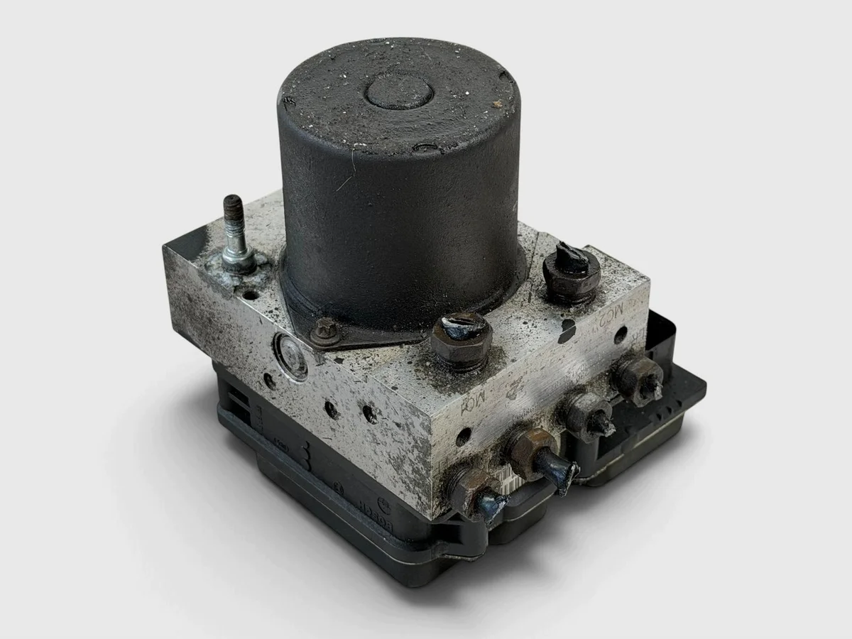 ABS Control Module for Chevrolet Tahoe image 4