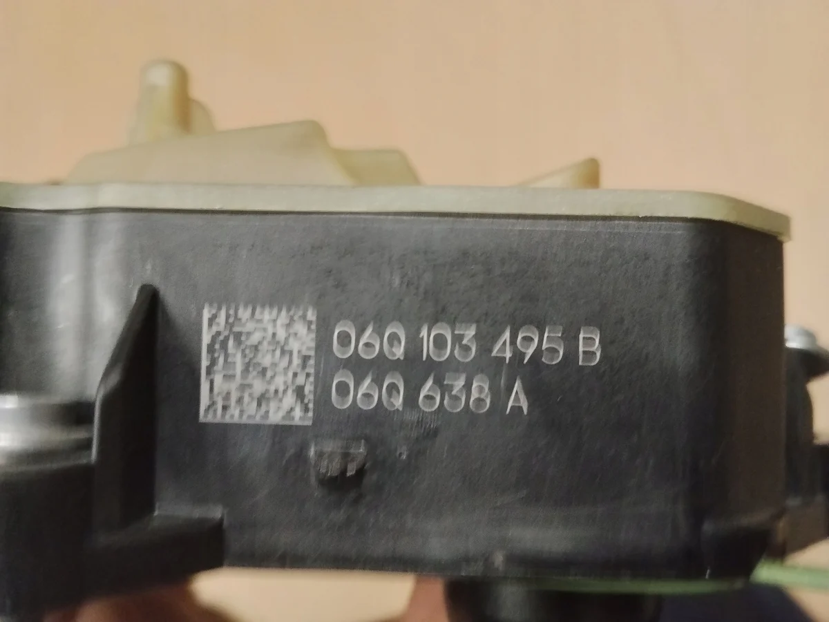 Separador de aceite VW Passat B8 2.0 TSI TFSI image 3