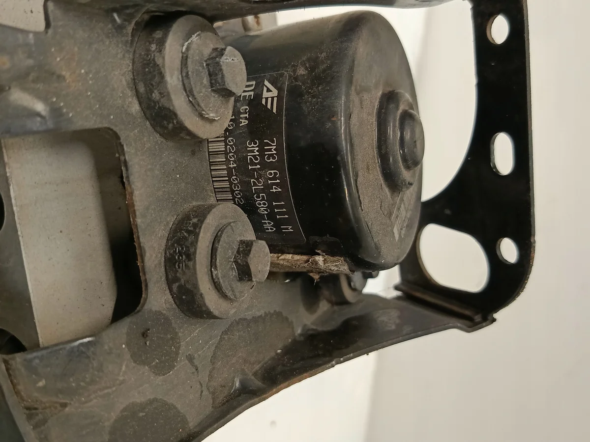 Volkswagen 7M3614111M Bremspumpe gebraucht thumbnail 3