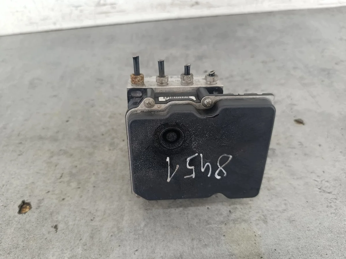 ABS-pumppu Opel Corsa D 13282283 image 4
