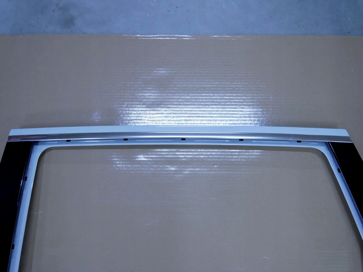 Audi Q7 4L Left Rear Upper Chrome Trim