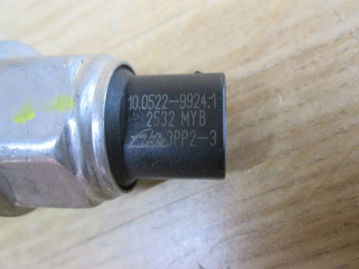 ESP Pump Sensor Mercedes W203 1.8 B image 4