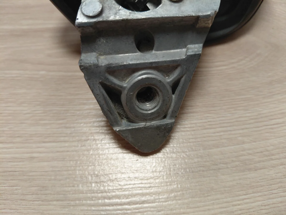 Soporte Espejo Derecho VW Touareg III 18-26 image 5