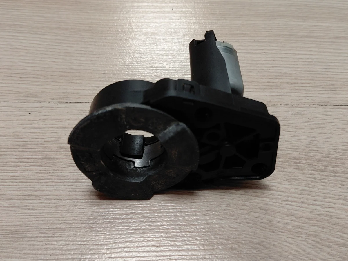Motor för höger backspegel, Citroen C4 Picasso image 6