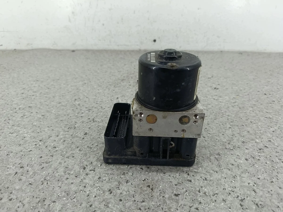ABS Pump Ford Focus II Used OEM 3M51-2C405-HA image 5