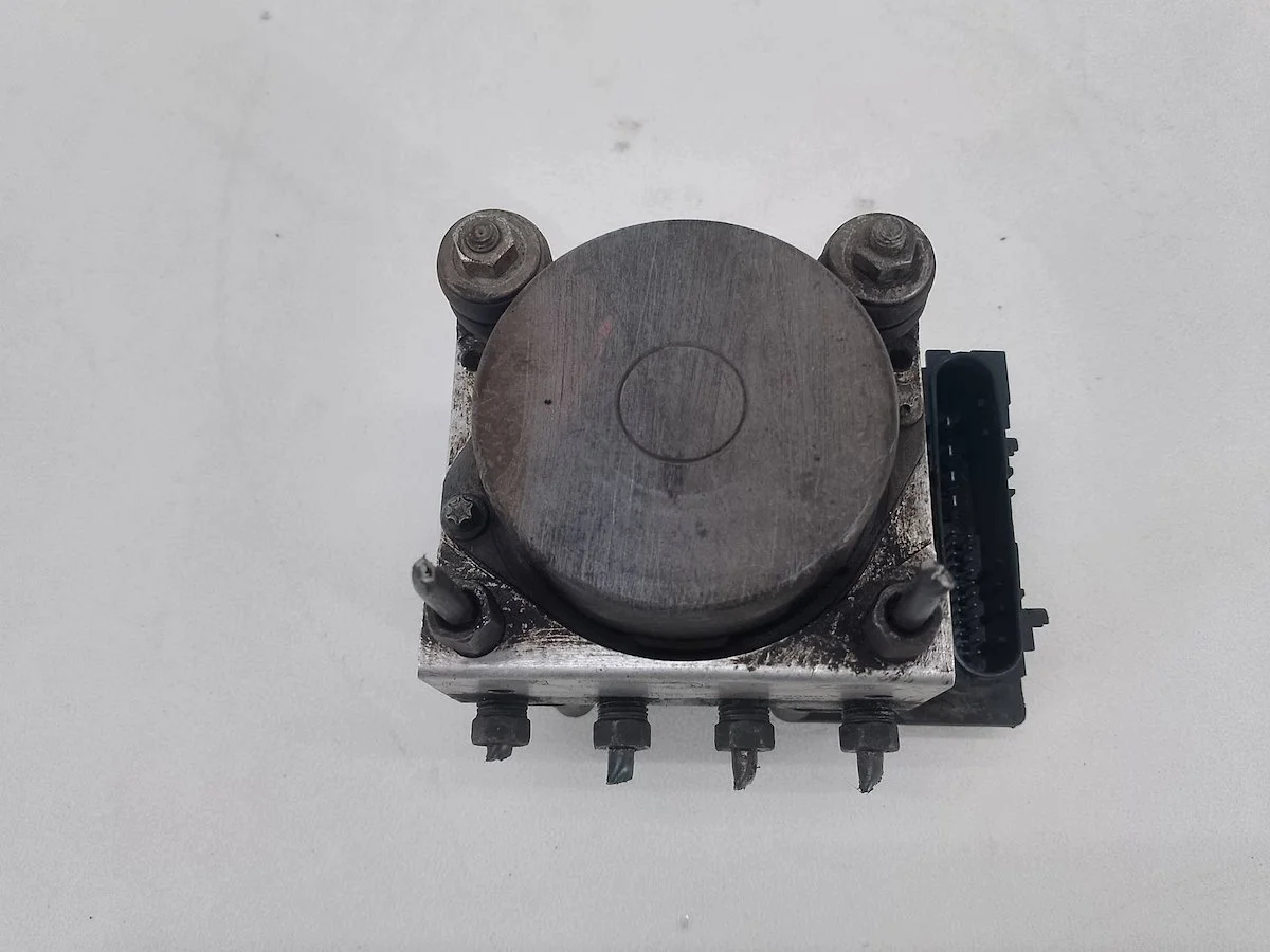 Bomba ABS Suzuki SX4 1.9 DDIS Usada image 4