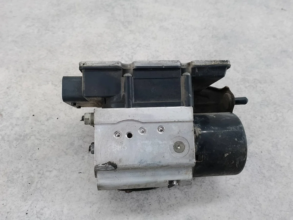 Bomba ABS SAAB 9-3 II 2.0 T 16V Usada