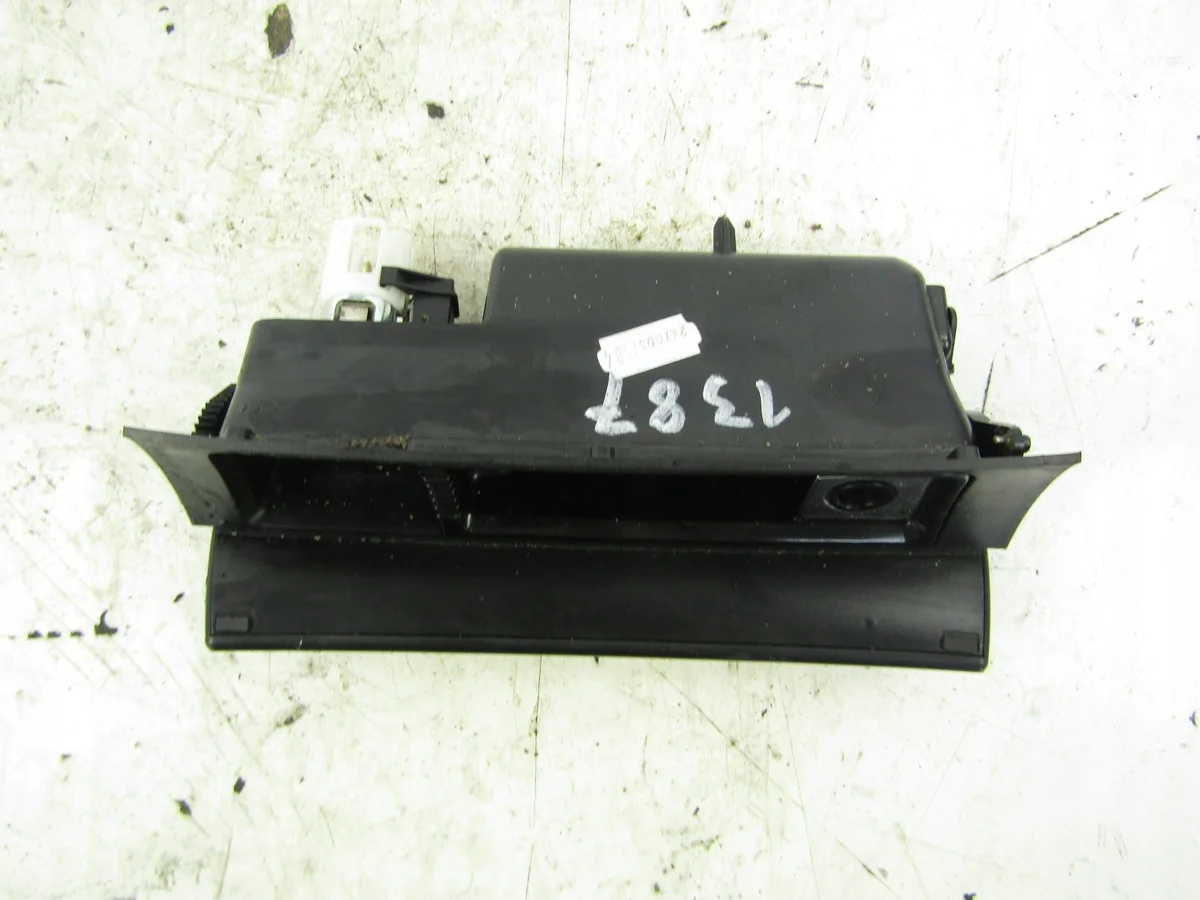 VW Passat B6 askkopp 3C0863284A image 6