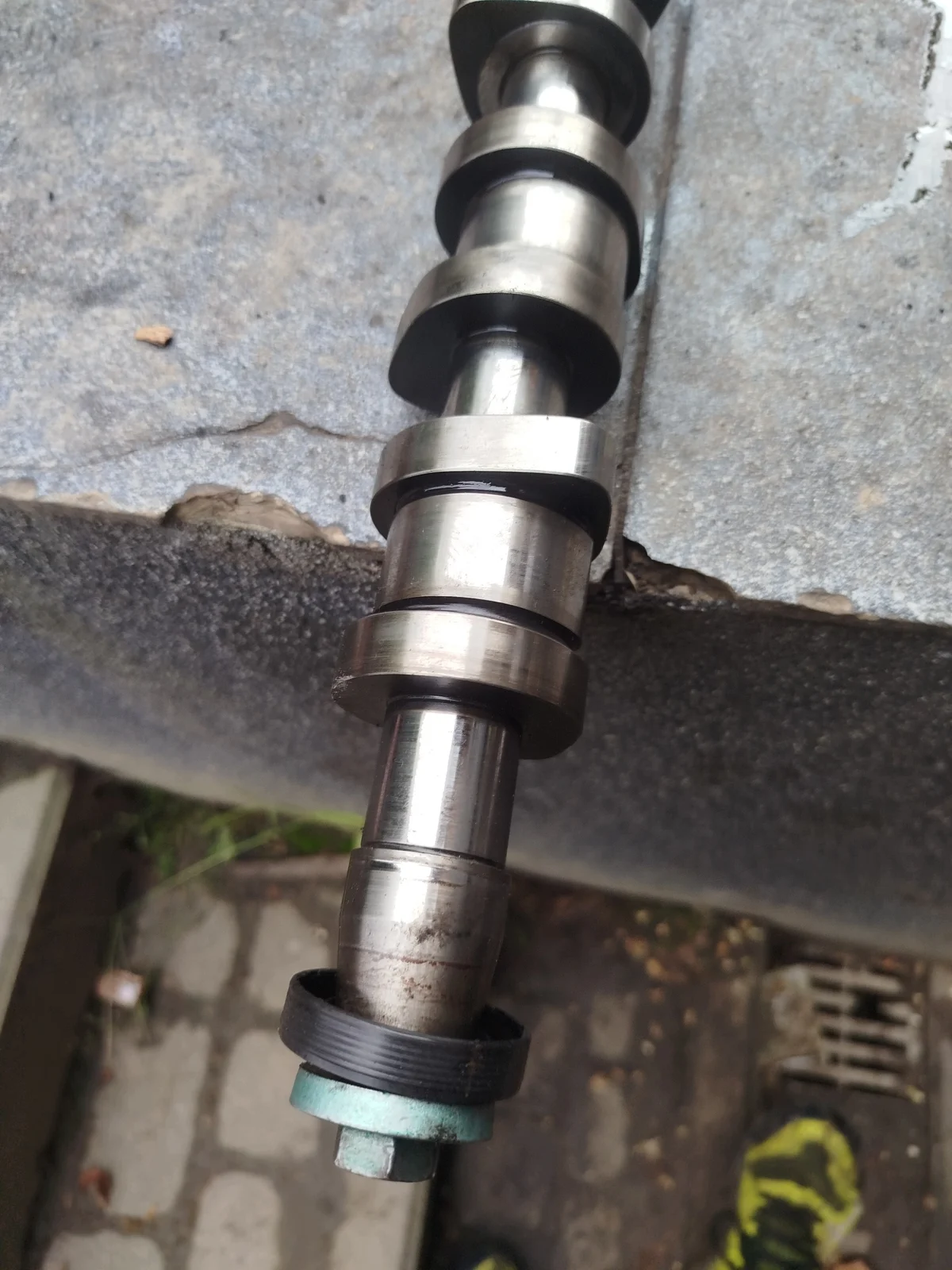 Nockenwelle gebraucht für VW Golf 5 image 4