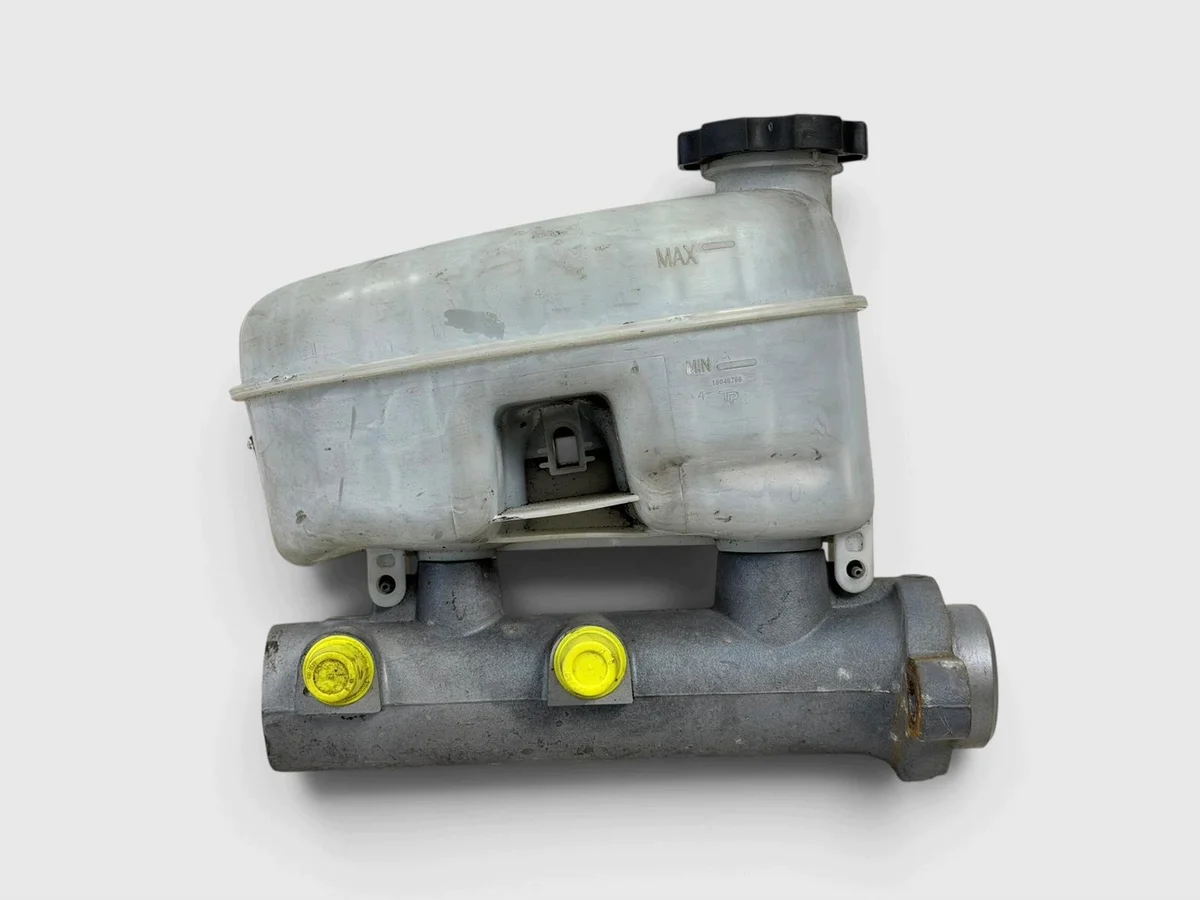 Broms huvudcylinder Chevrolet Silverado
