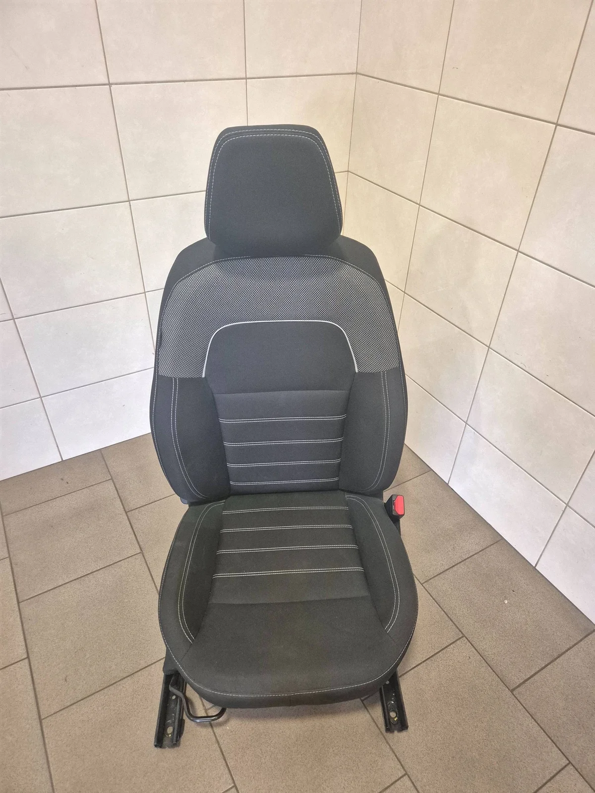 Dacia Sandero III Asiento Derecho Pasajero ASF2526