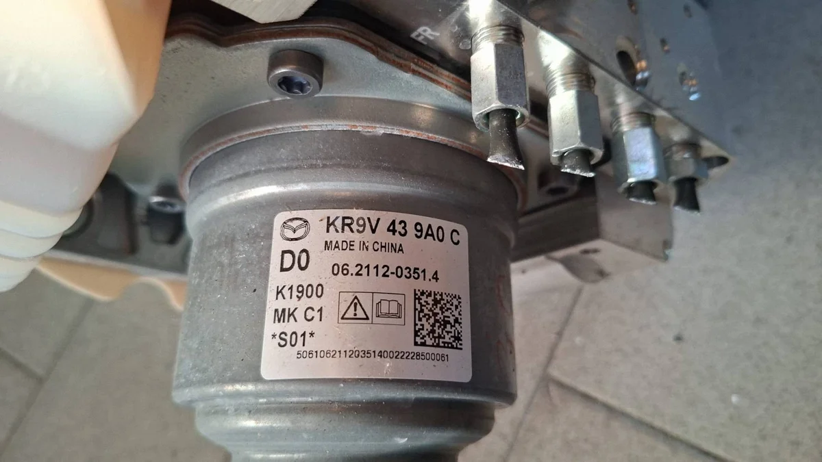 Pompa ABS Mazda CX-60 2.5 e-Skyactiv KR9V439A0C image 4