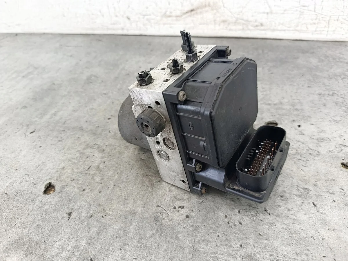 Bomba ABS Bosch VW Passat B5 FL 4B0614517G image 4