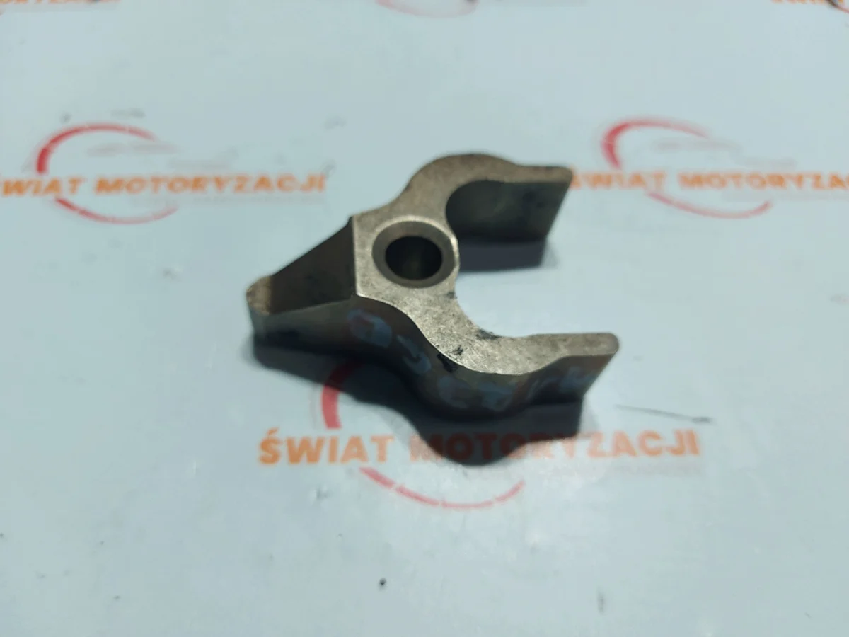 BMW N47D20C Einspritzdüsenhalterung gebraucht image 8