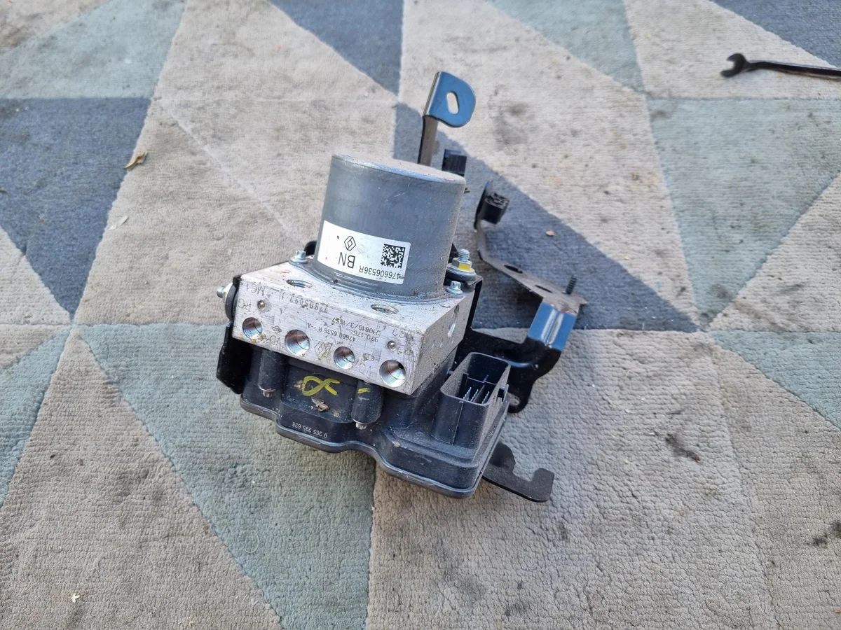 Bremskraftverstärker ABS Nissan Qashqai J12