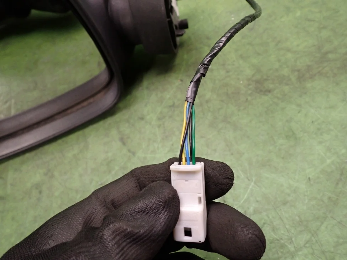 DACIA SANDERO I peili vasen 5 pin image 5