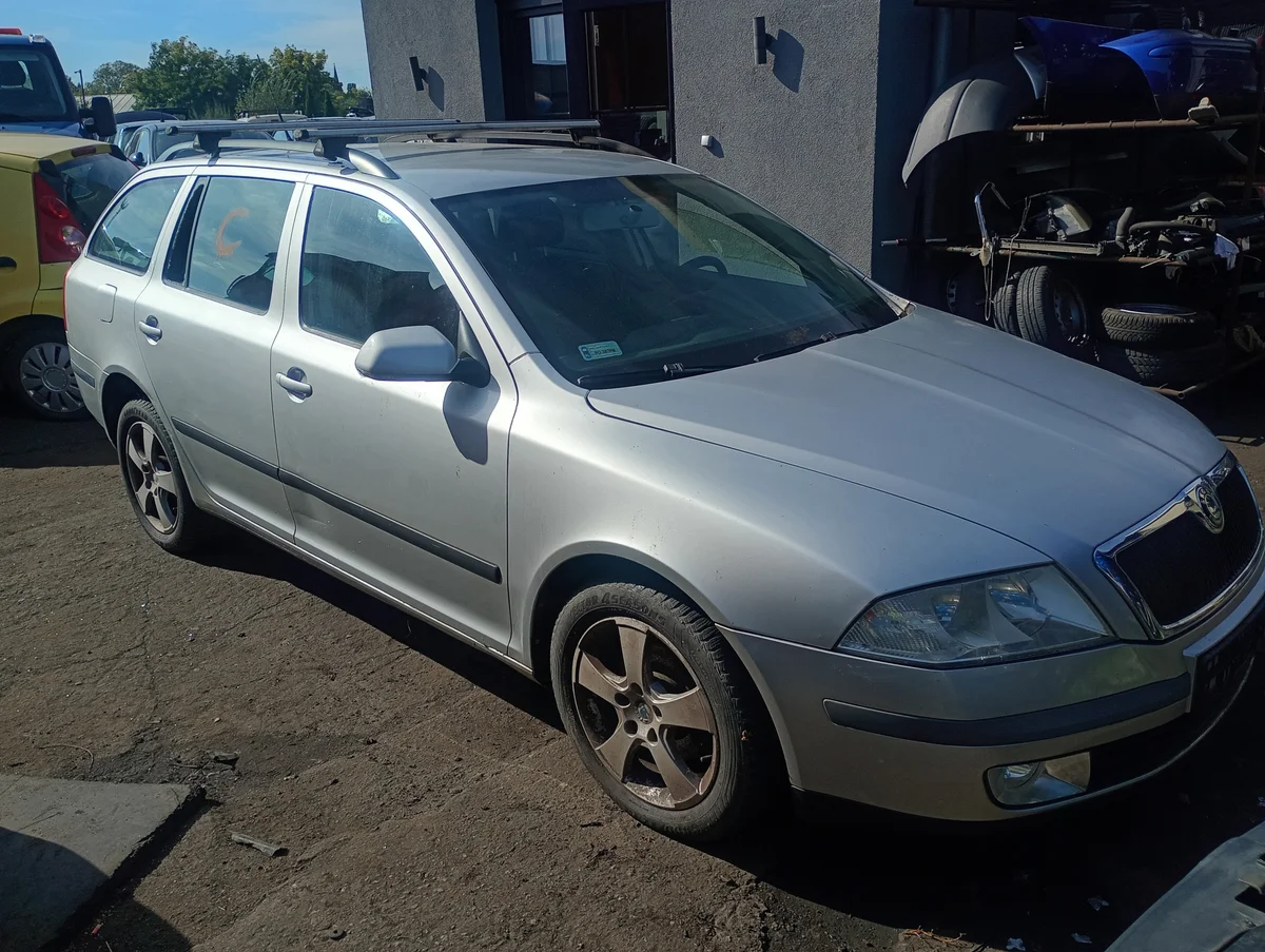 Spiegel rechts elektr. Skoda Octavia II 04-13 MM-3009-48 image 6