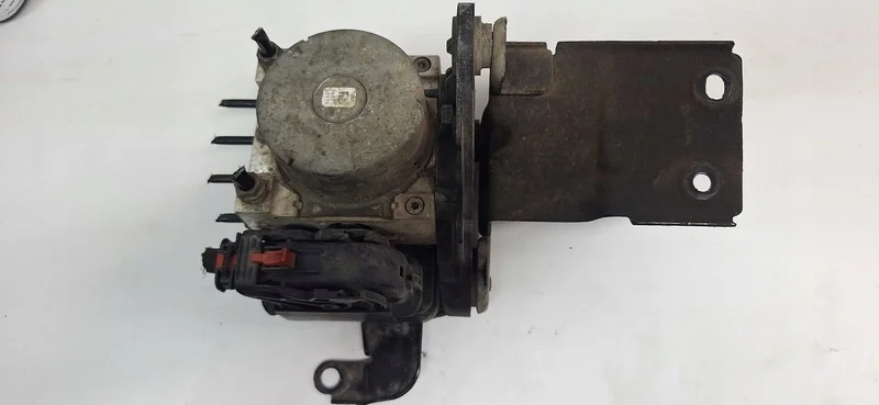 ABS Pumpe Skoda Octavia III 5Q0614517AQ image 4