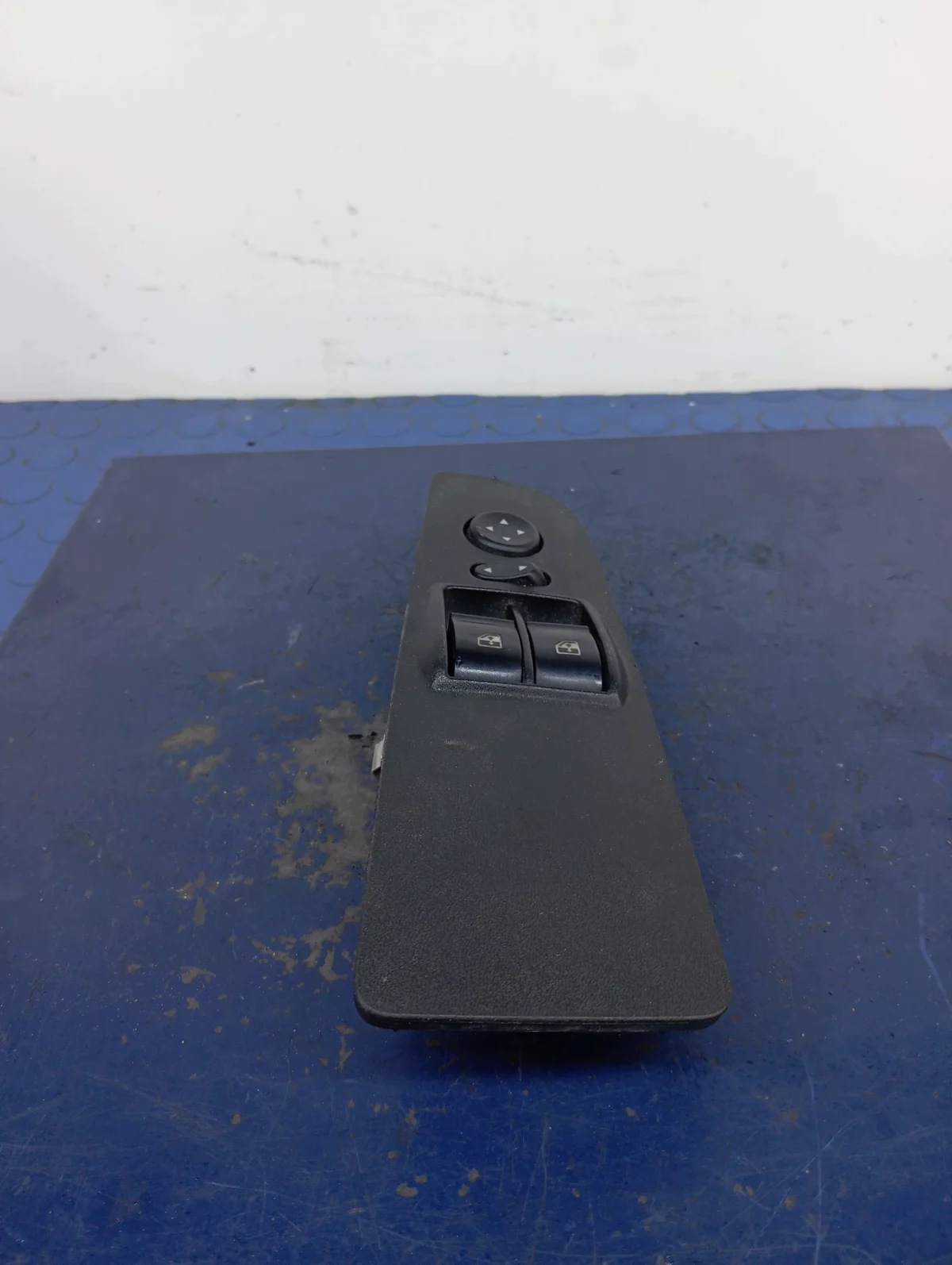 Panel Control Elevalunas Fiat Linea Izquierdo