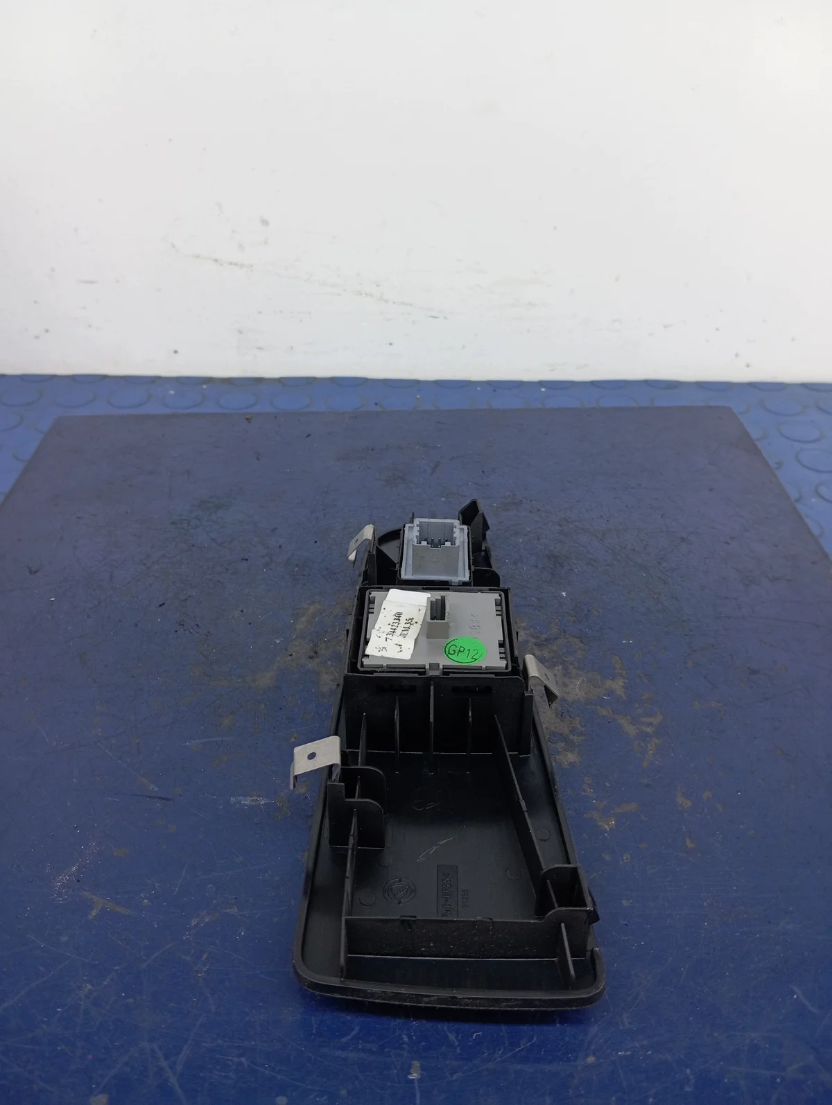 Fiat Linea Window Switch Panel Left Front image 5