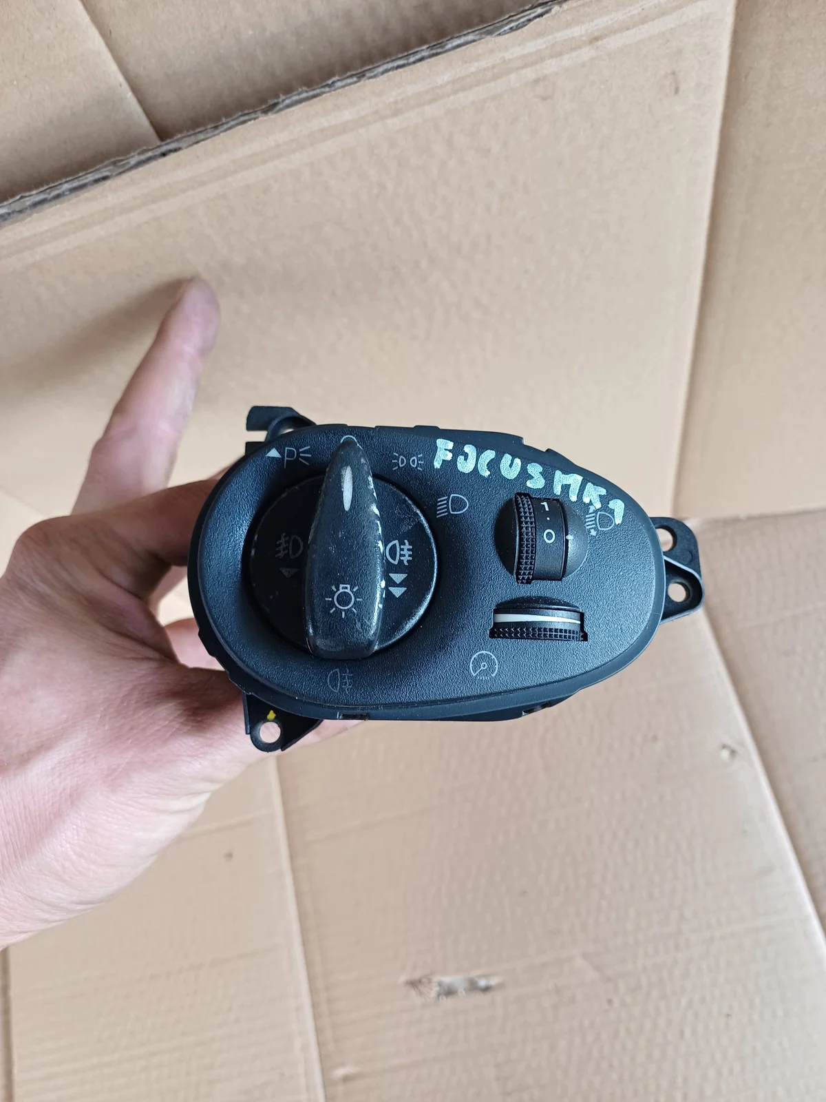 Commutateur phares antibrouillard Ford Focus MK1