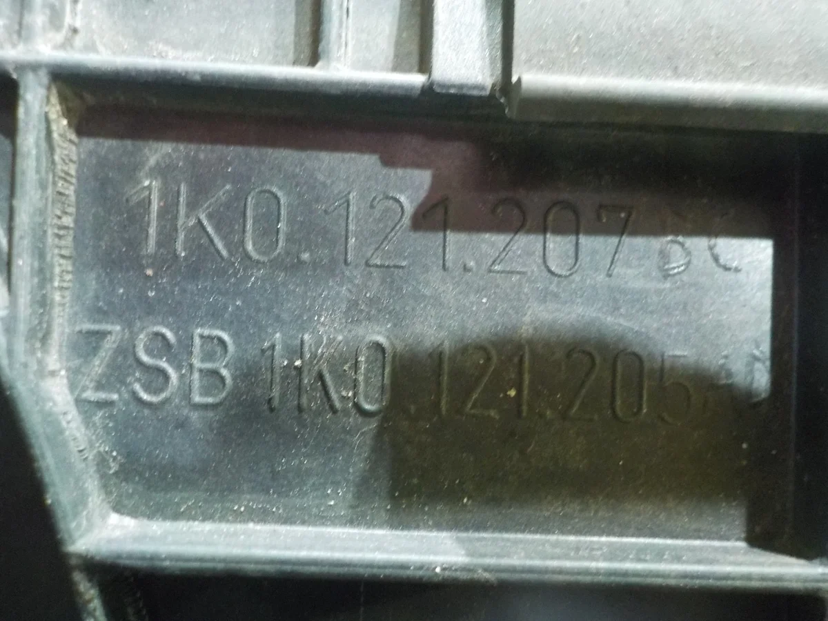 VW Golf VI 2.0 TDI Kühlerlüfter 1K0121207BC thumbnail 3