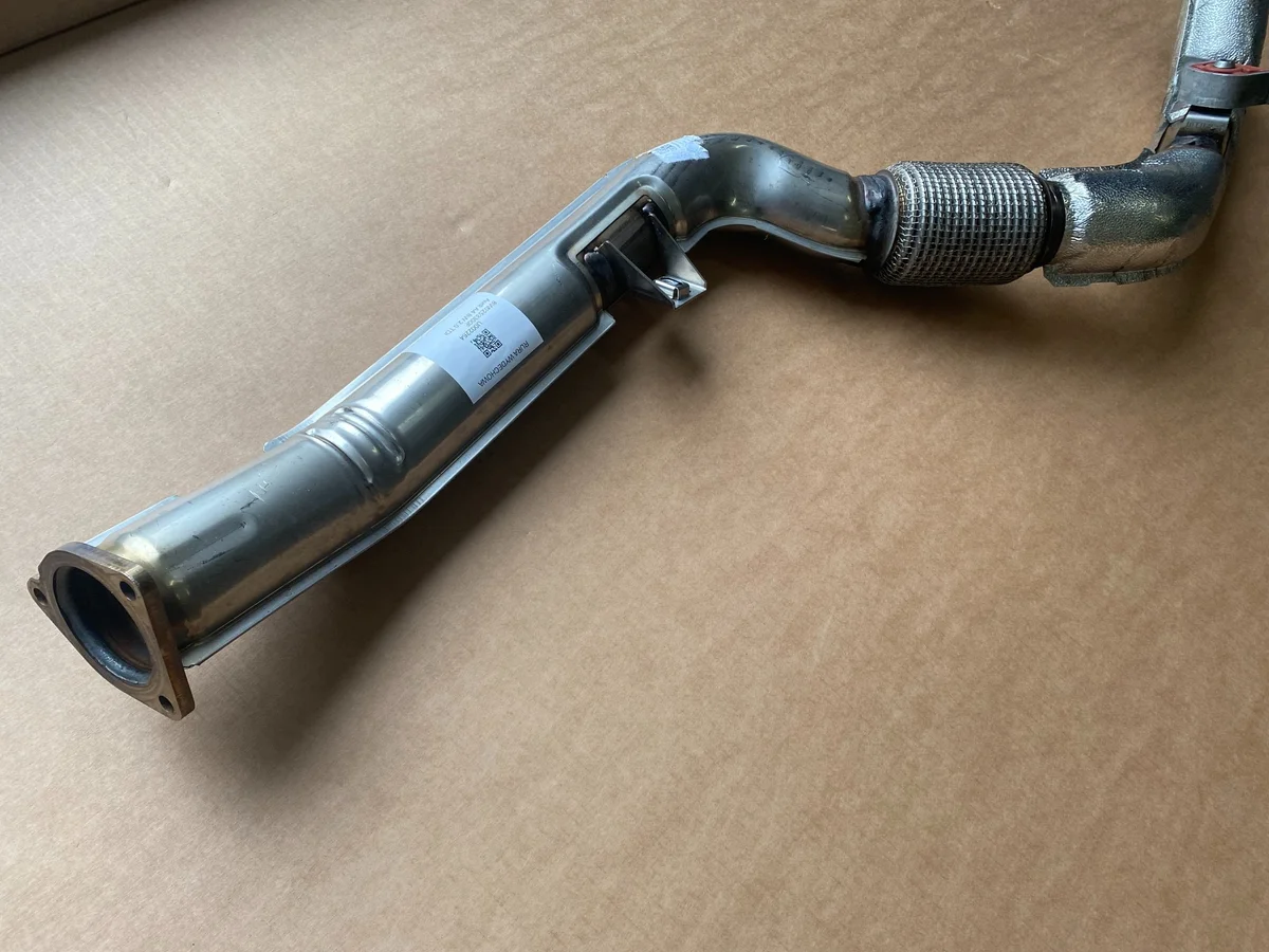 Audi A4 8W Raccord échappement 8W0253300F image 3