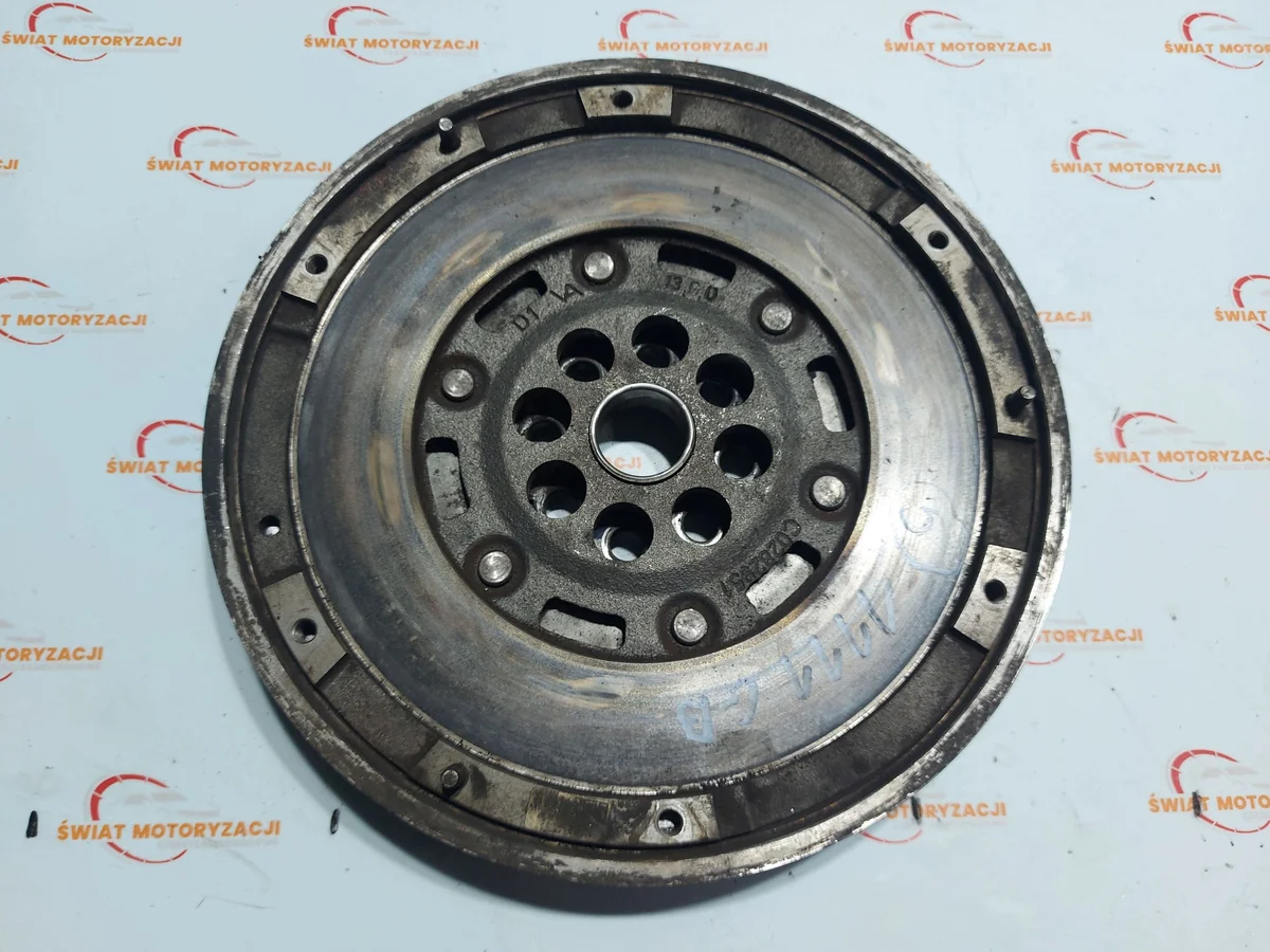 MINI R55 1.6 D 90 PK Vliegwiel 7599835
