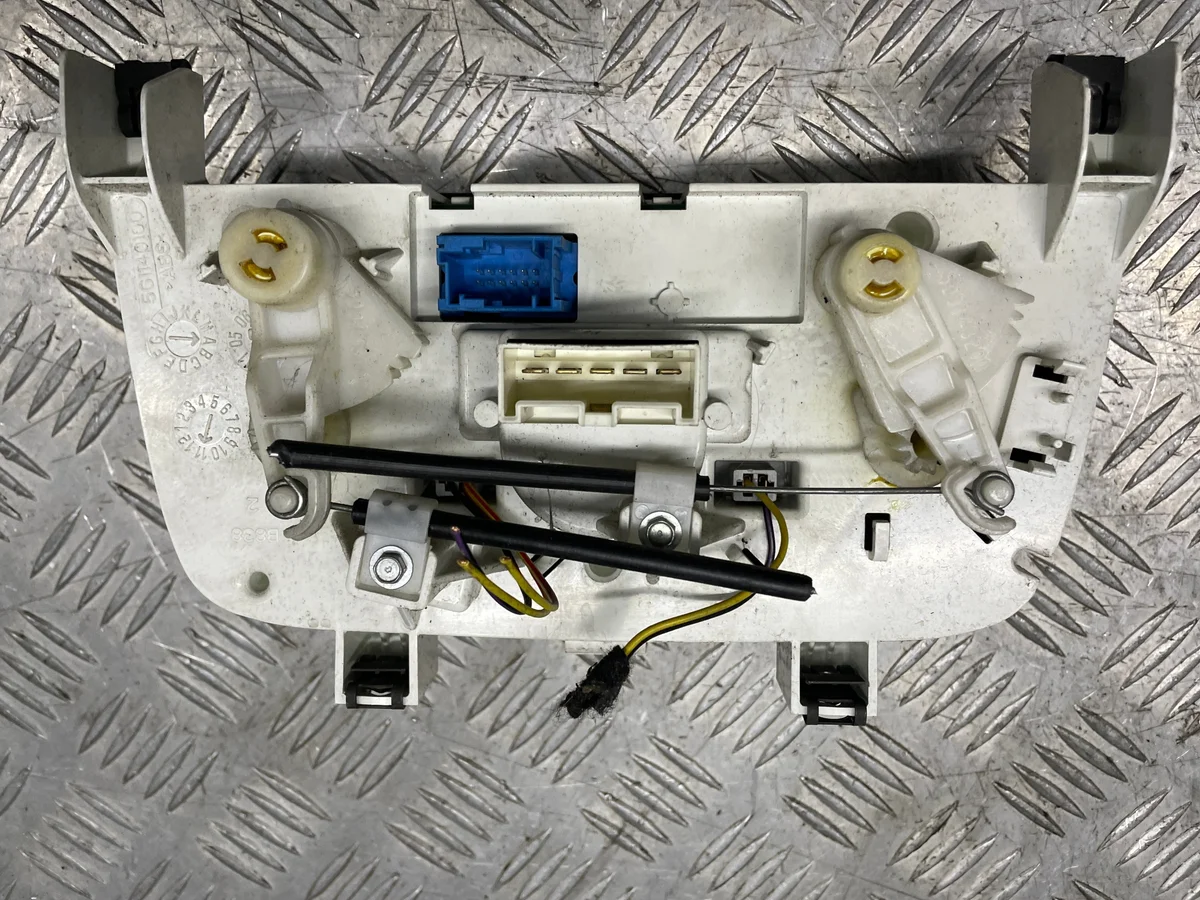 AC-panel Fiat Grande Punto (05-12) image 6
