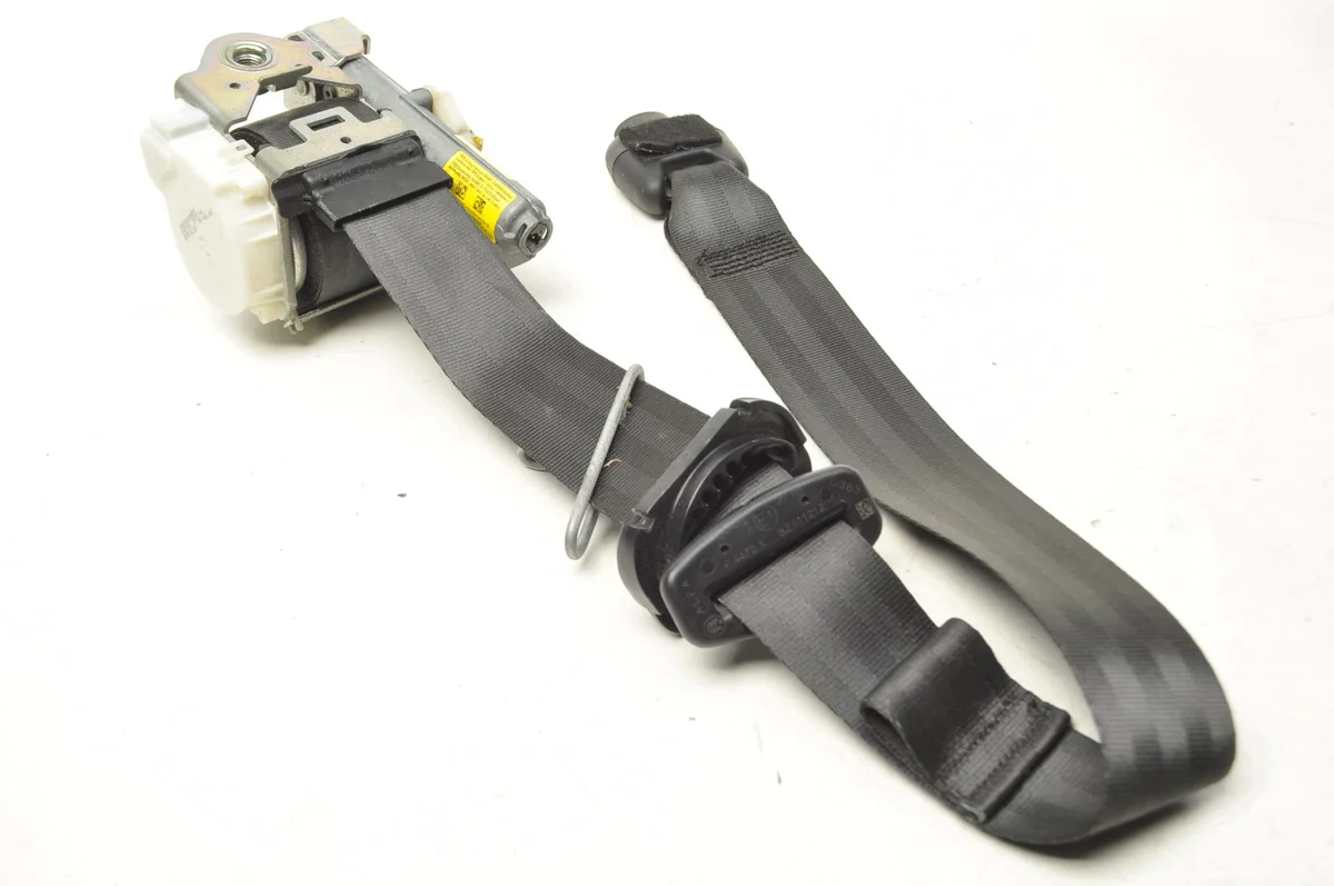 Alfa Romeo Giulietta Front Seat Belt Left Used