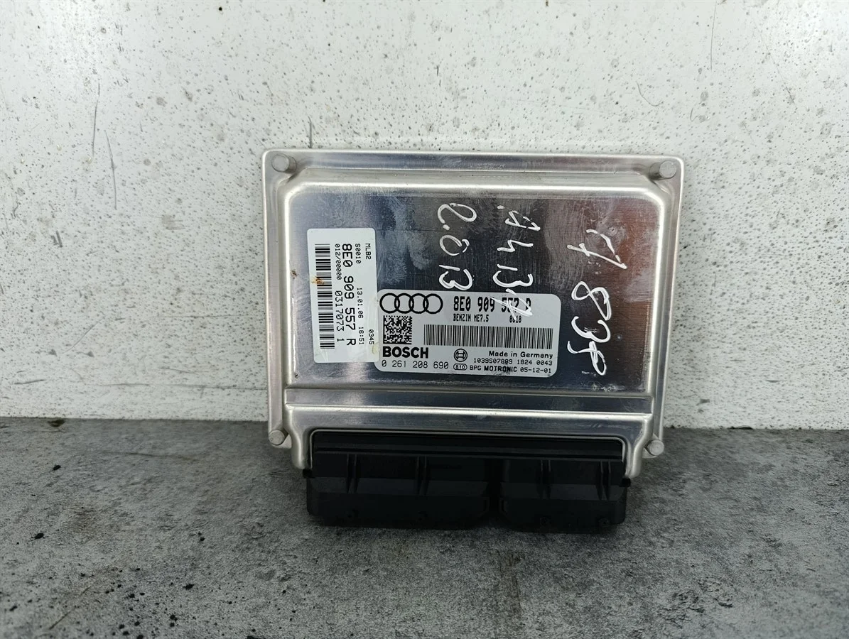 Unidade de Controle Audi A4 B7 8E0909557R