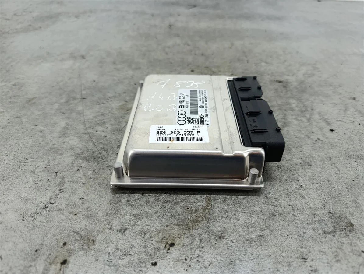 Unidade de Controle Audi A4 B7 8E0909557R image 4