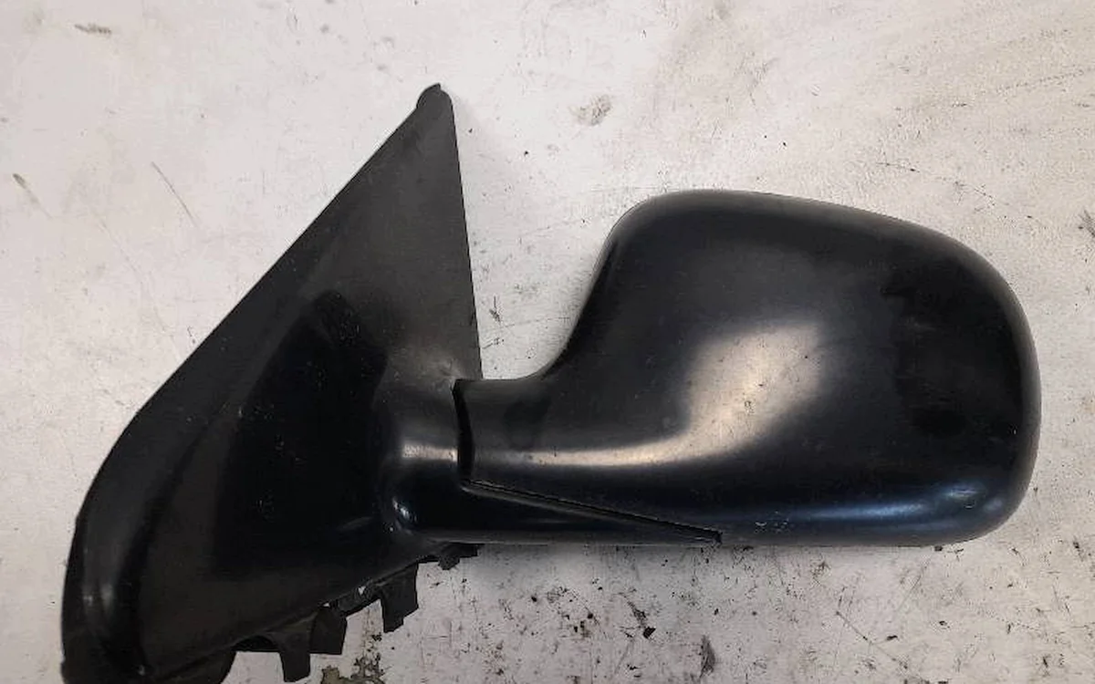 Chrysler Voyager Left Electric Mirror Used