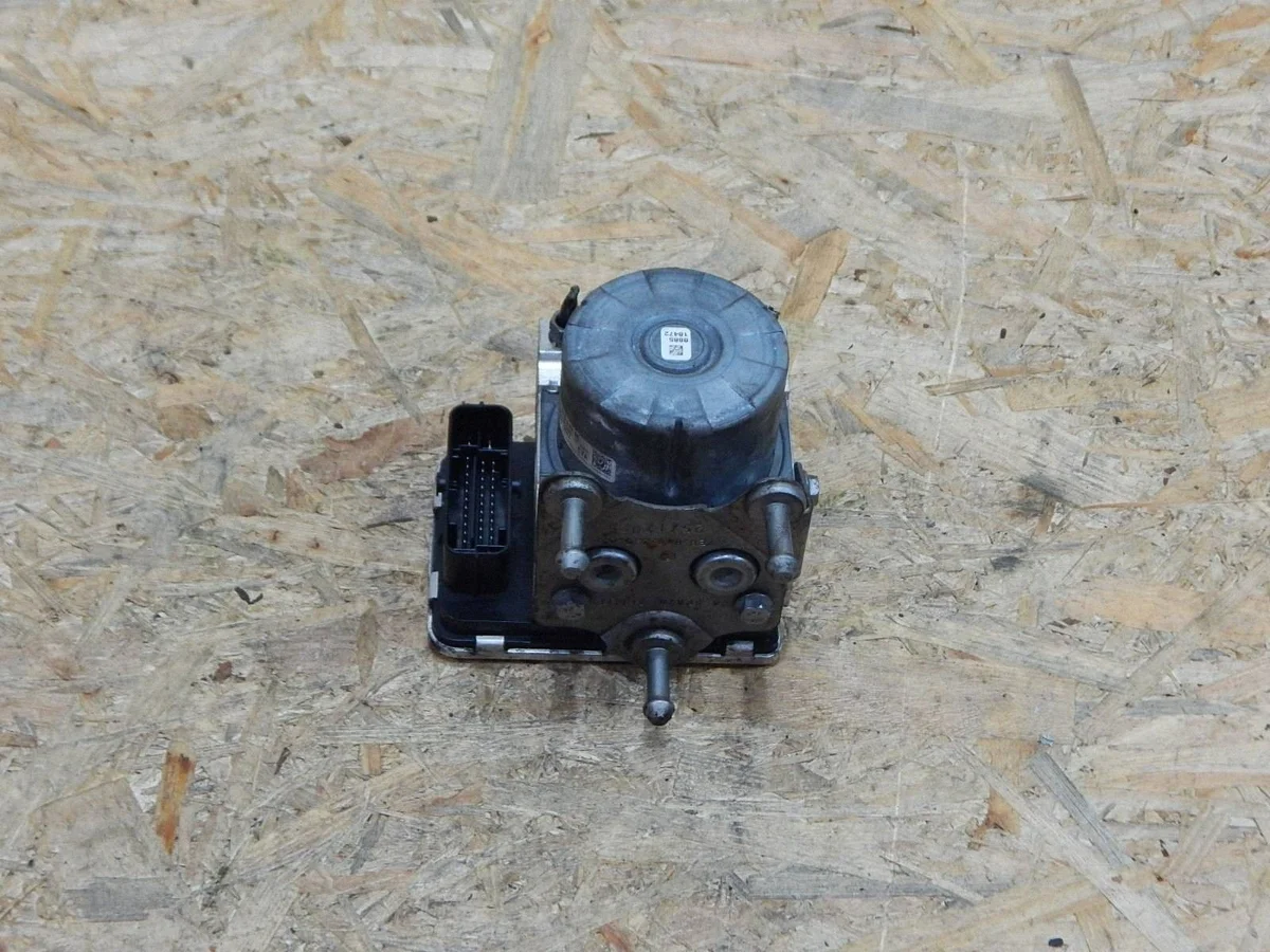 Pompe à frein VW T6 ABS ESP image 4