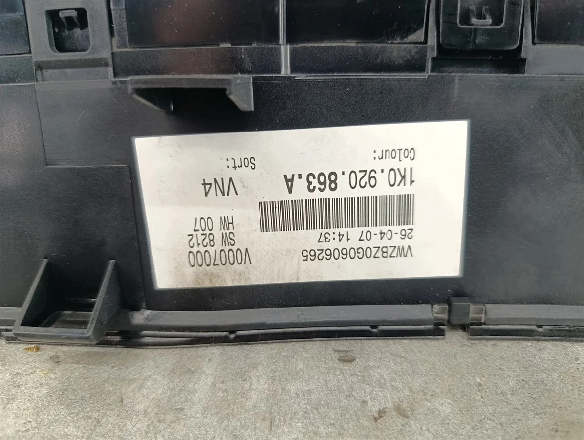 Compteur VW Golf V 1K0920863A 1.4 TSI image 6