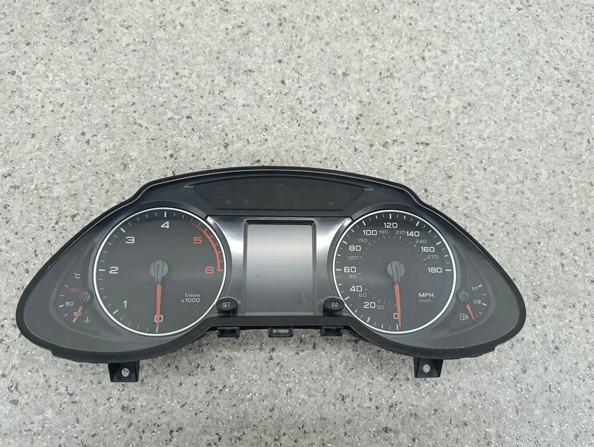 Contachilometri Audi Q5 8R0920980L Usato
