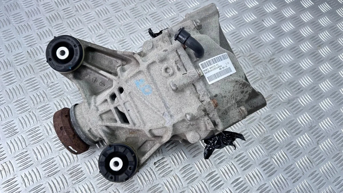 Differential bakaxel Jaguar F-Pace HK83-4A213-FC