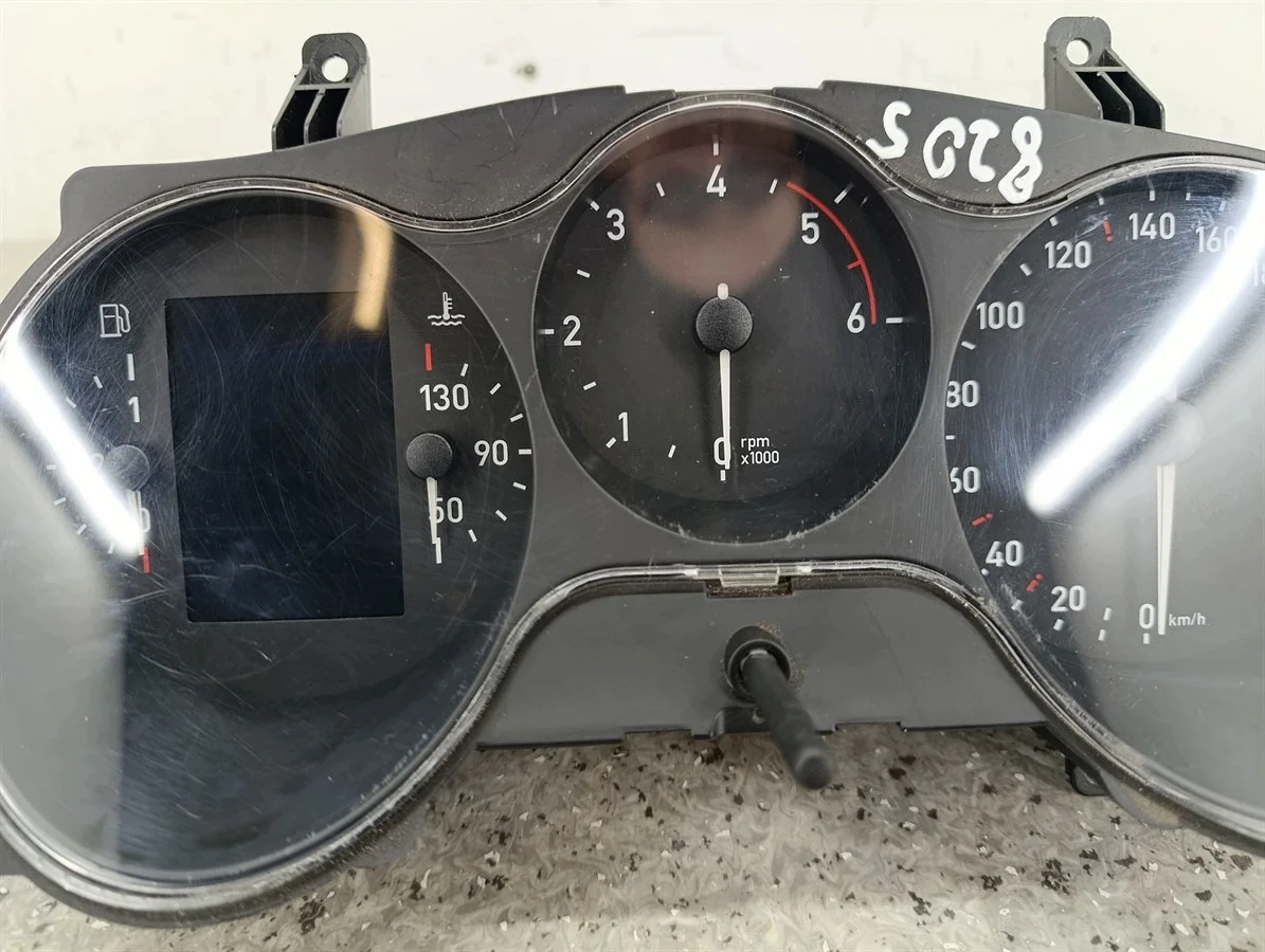 Compteur Seat Altea 5P0920840A 2.0 TDI image 3
