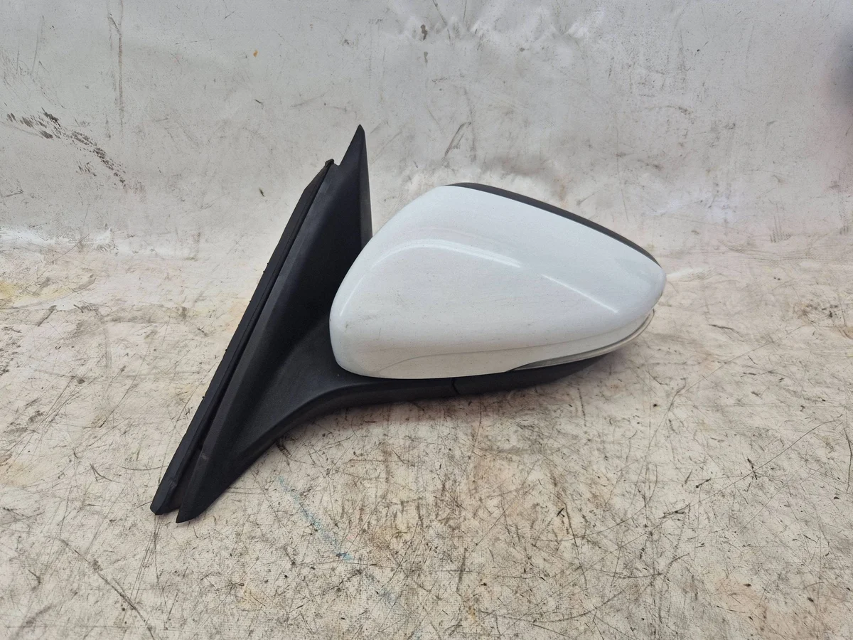 Lusterko lewe Ford Focus mk4 ILS8661