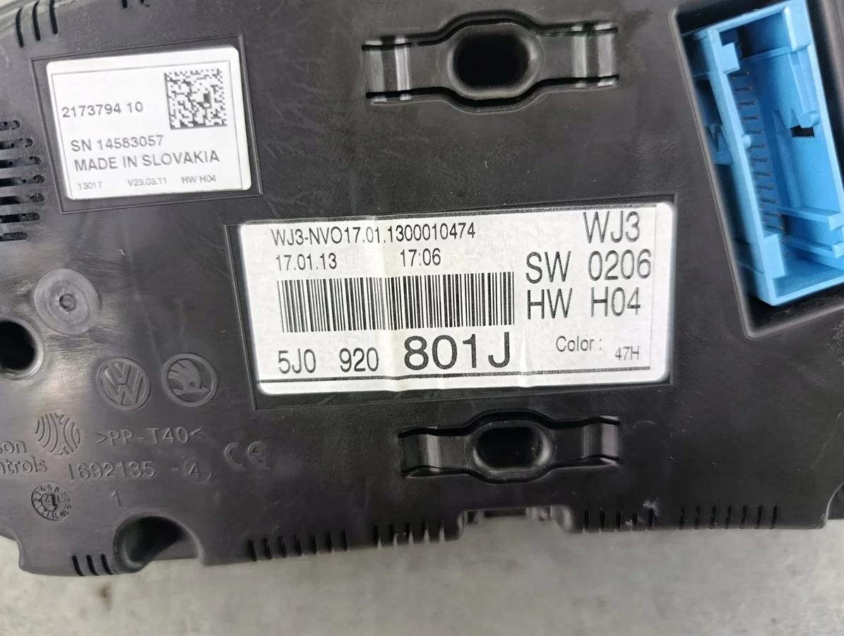 Compteur Skoda Fabia II 1.6 TDI 5J0920801J image 6