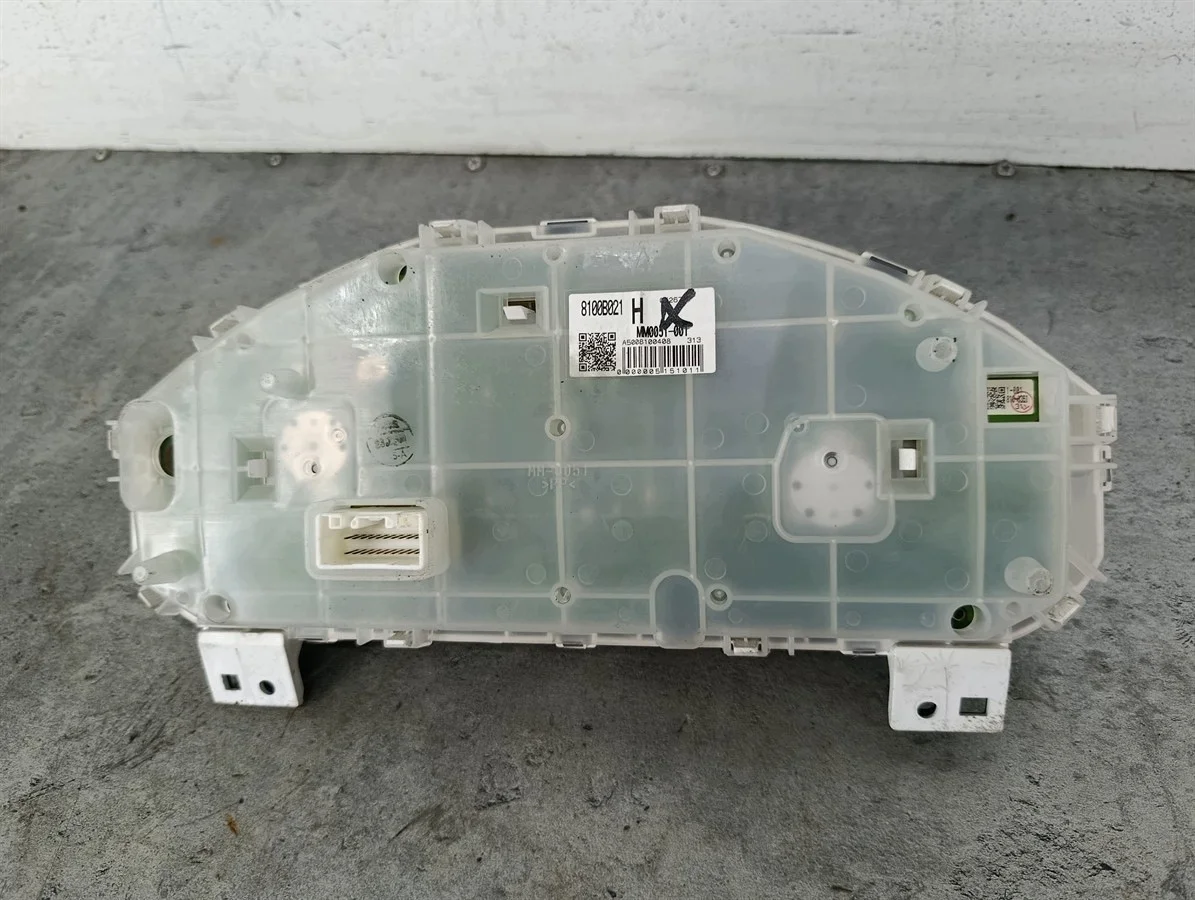 Contachilometri Mitsubishi Colt VI FL 8100B021 image 3