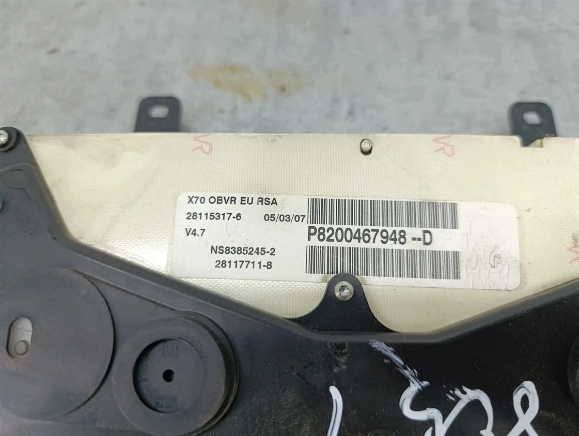Tacho Renault Master II FL 8200467948-D image 7