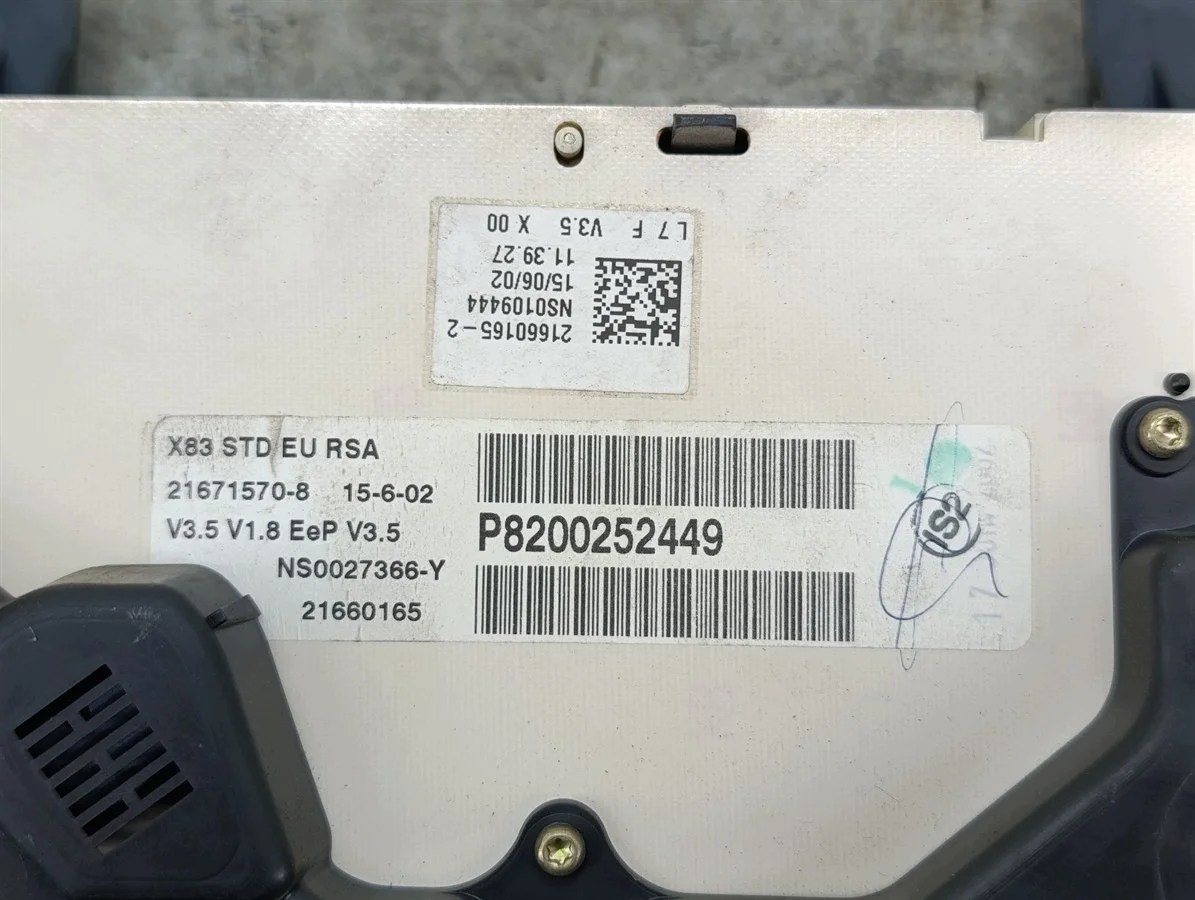 Tacho Renault Trafic II P8200252449 1.9 DCI thumbnail 8
