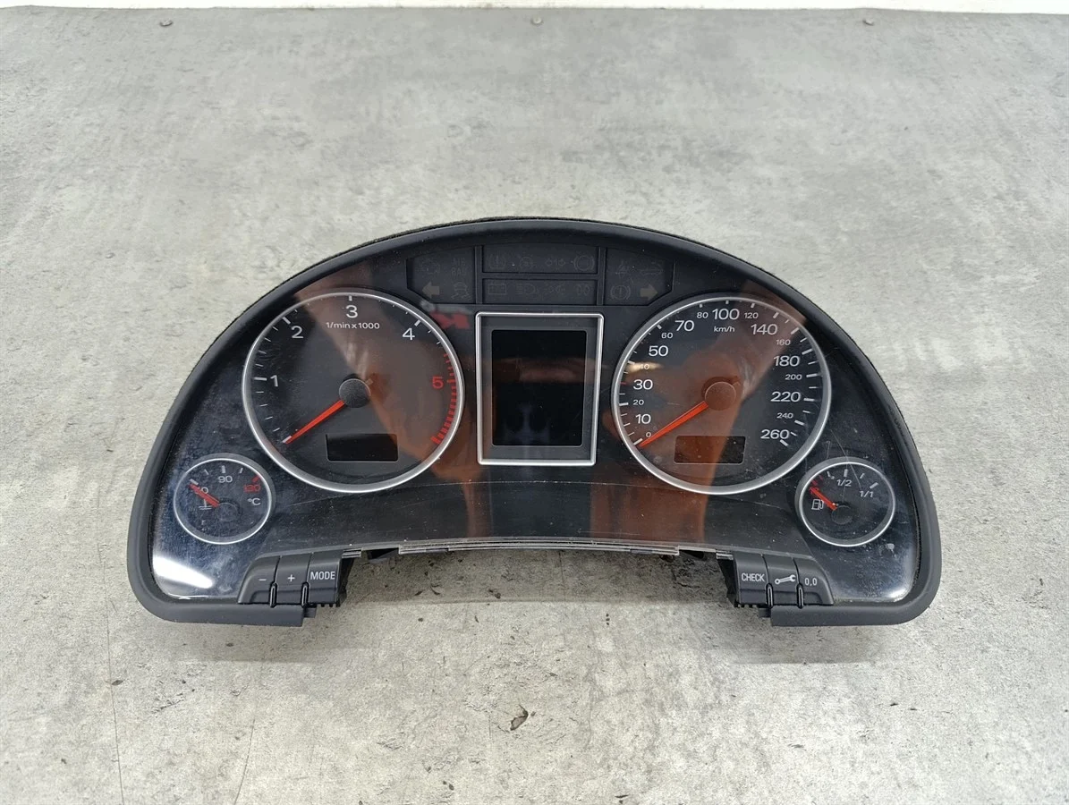 Tacho Audi A4 B7 2.0 TDI 6033ED0133 image 3