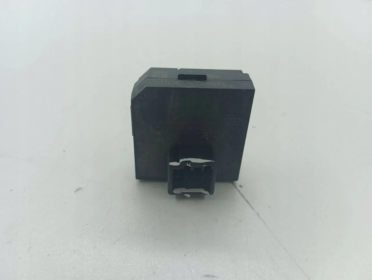 Module immobiliseur Hyundai i30 954202E700 image 4