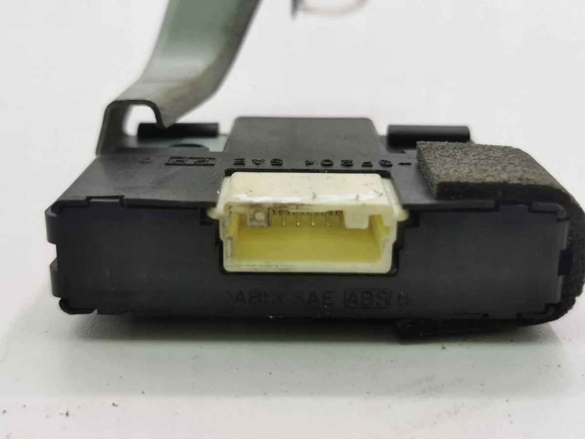 Toyota Avensis T270 2012 Immobilizer Modul 626978000 image 3