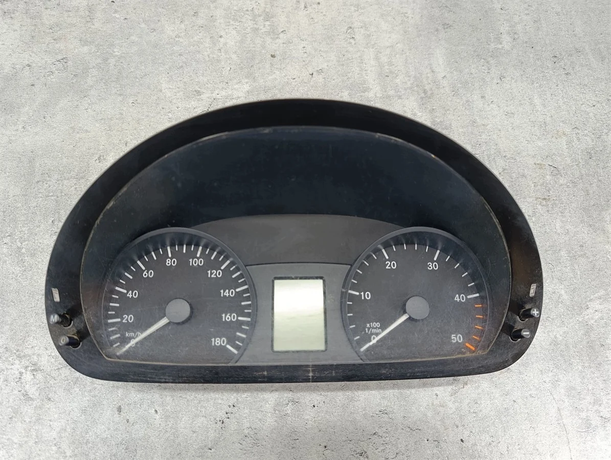 Sprinter W906 Speedometer Used