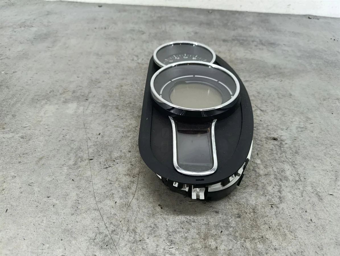 Tacho Renault Megane III RNI248106944R 1.6 16V image 7