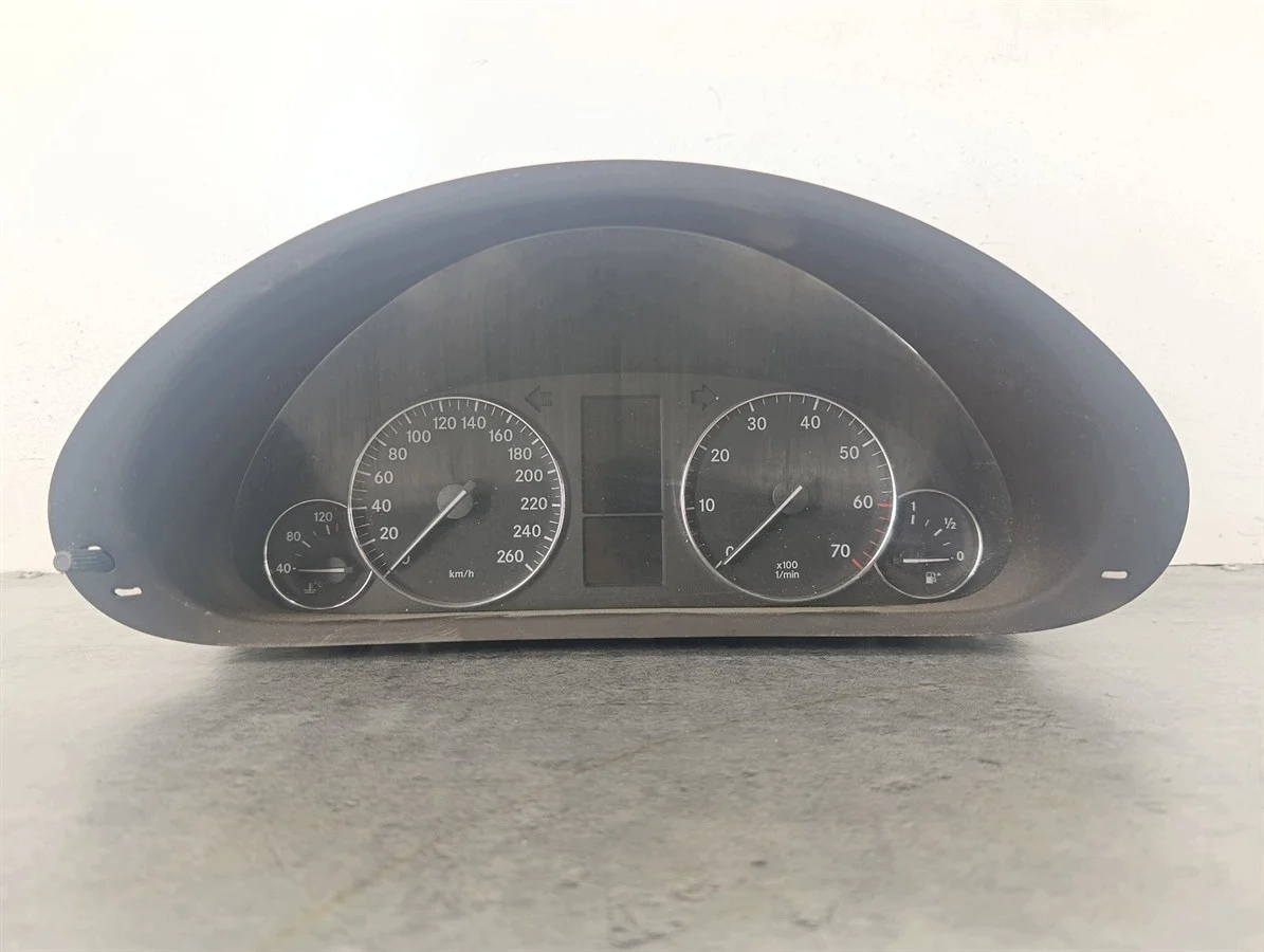 Painel Mercedes Classe C W203 1.8 16V
