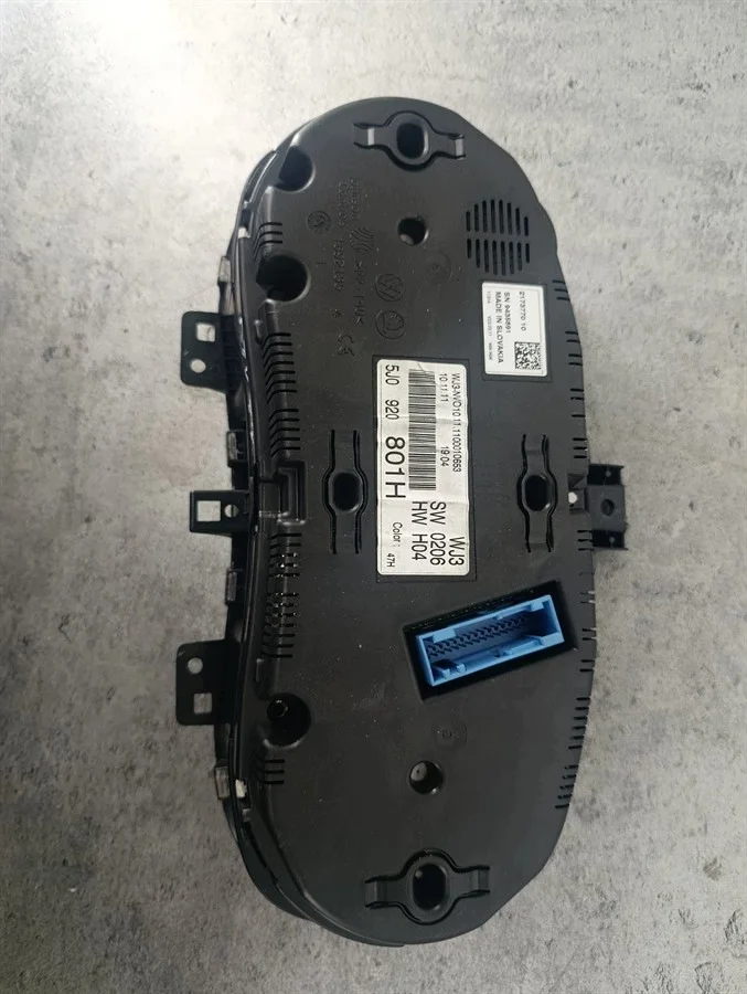 Compteur Skoda Fabia II FL 5J0920801H image 4